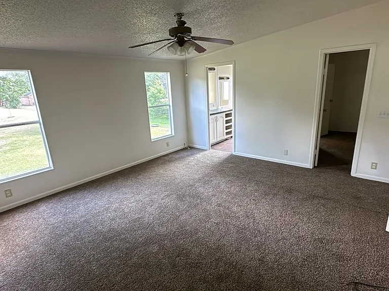 15710 Cypress Garden Dr — Photo 6