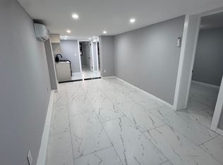 14024 183rd St, Springfield Gardens, NY 11413