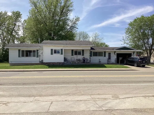 303 S Church St, Berlin, WI 54923