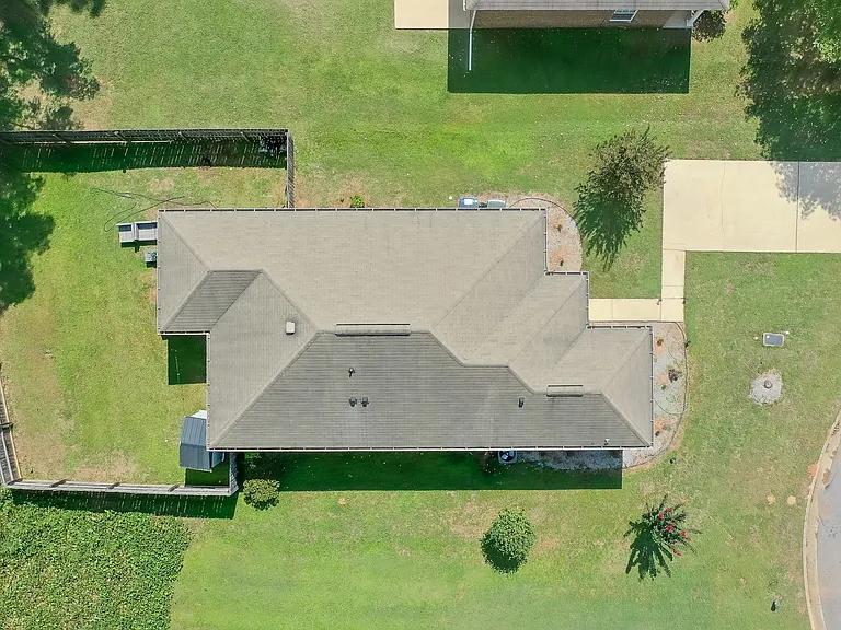 724 Ellis St — Photo 4