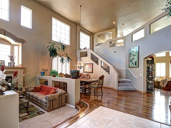 2nd image of 8921 Glenistar Gate Ave
