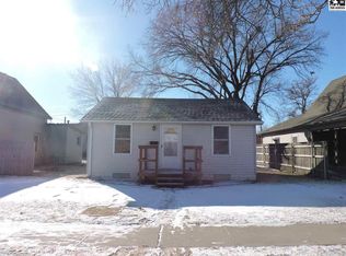 105 W 6th Ave, Hutchinson, KS 67501
