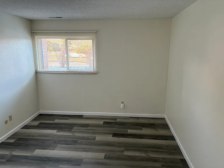 935 Saturn Dr #2 — Photo 10
