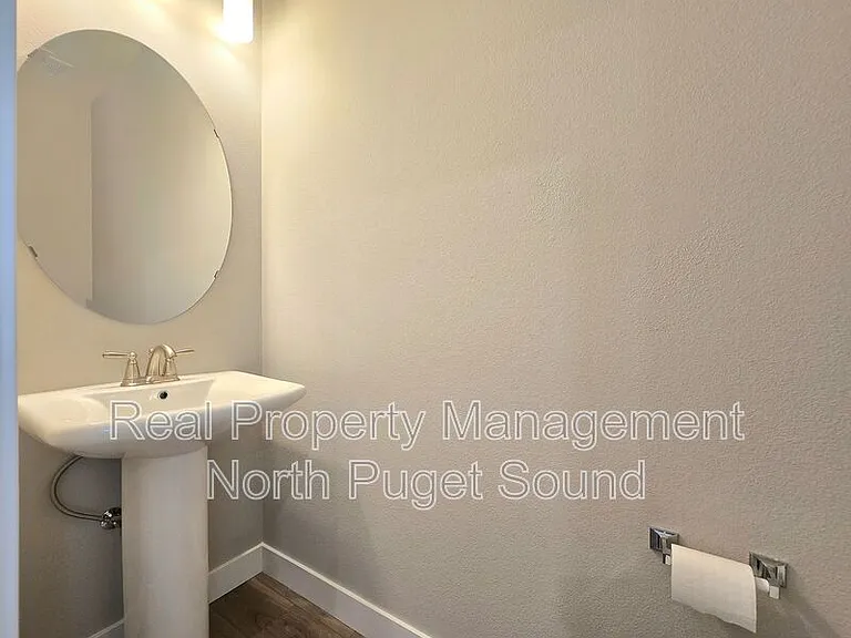 8303 Gilman Way — Photo 21