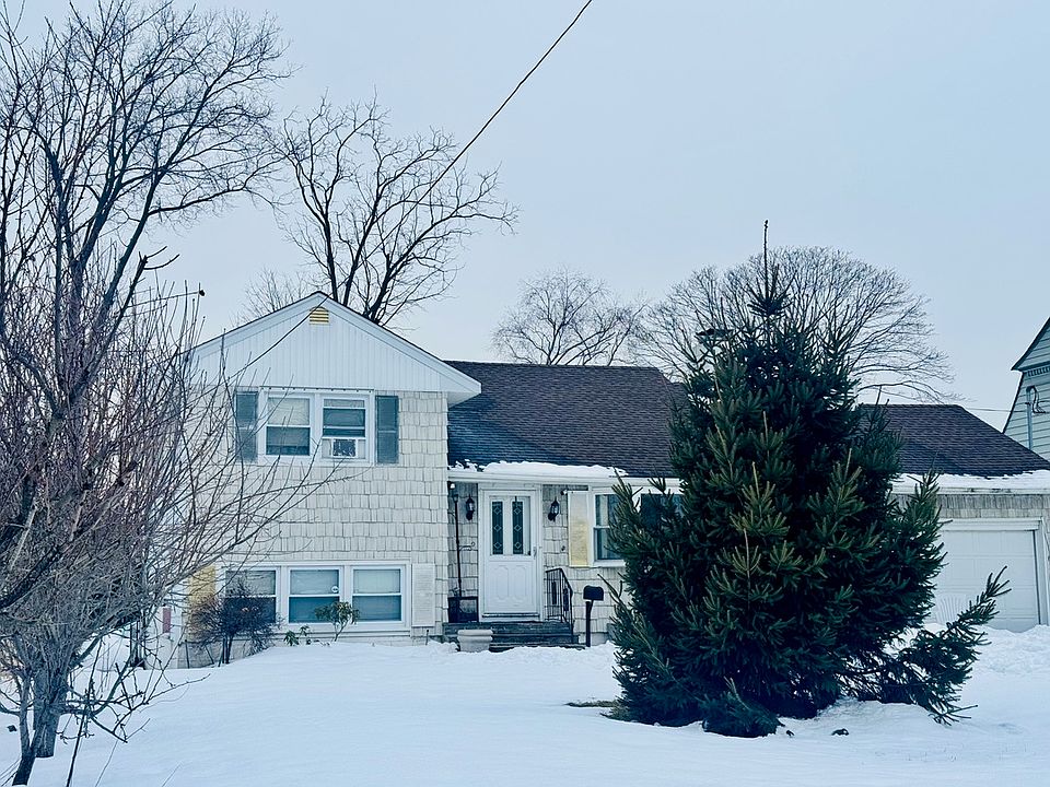 2nd image of 374 S Ocean Ave