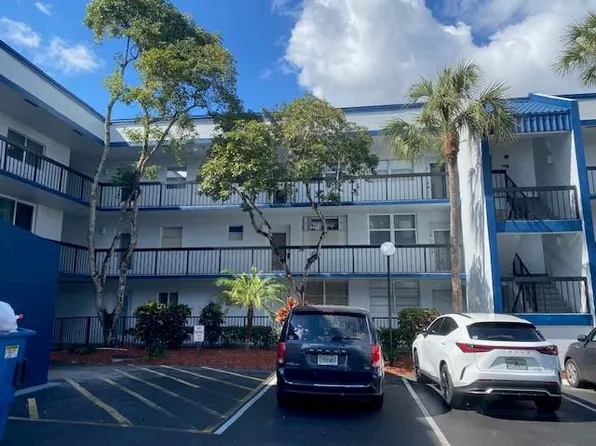 3210 Holiday Springs Boulevard #210, Pompano Beach, FL 33063