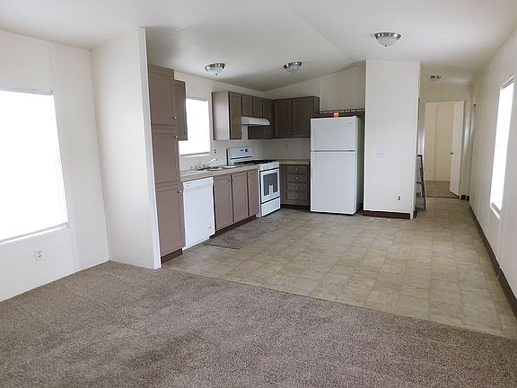 Kitchen with Appliances