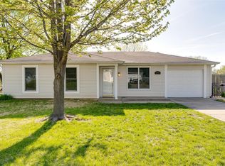 1912 Winter Hill Dr, O'Fallon, MO 63366