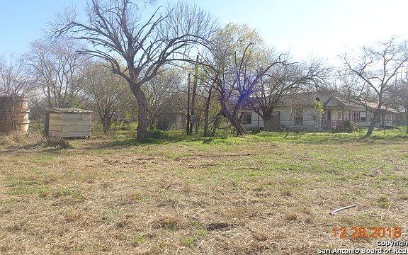 5th image of 21036 State Highway 16 S