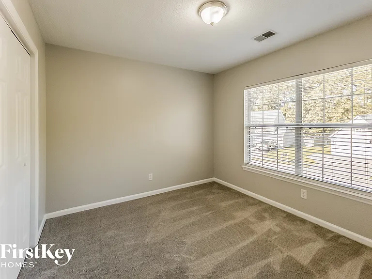 118 Hearthstone Cir — Photo 13