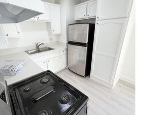 1000 E 25th St APT 3, Los Angeles, CA 90011