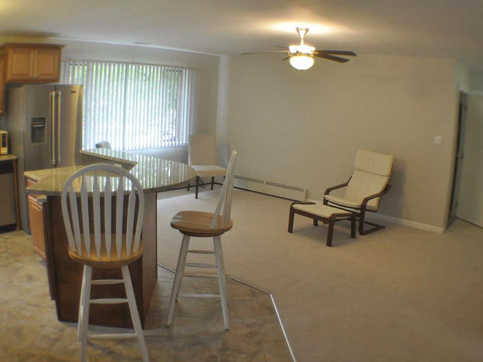 1st image of 1118 N Randolph St APT 2