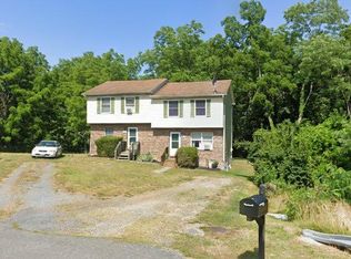 130 Woodridge Ct, Stephens City, VA 22655