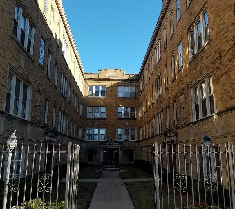 1st image of 5147 N St Louis Ave APT A1