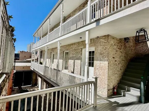 620 Julia St, New Orleans, LA 70130