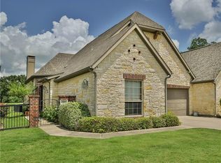 711 N Avalon Ct, Granbury, TX 76048