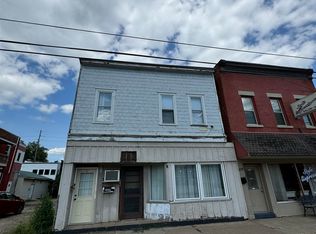 2412 Central Ave, Dubuque, IA 52001