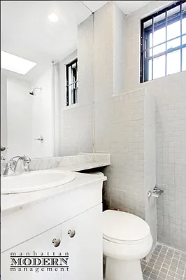 Rented by Manhattan Modern | media 24