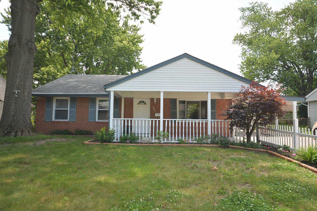 637 Bonnington Way photo 1