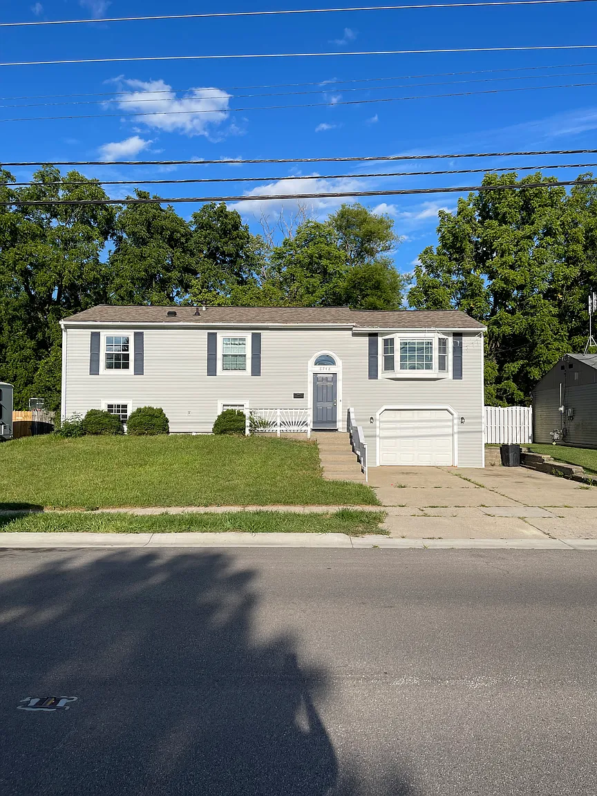 6748 Butler Warren Rd photo 1
