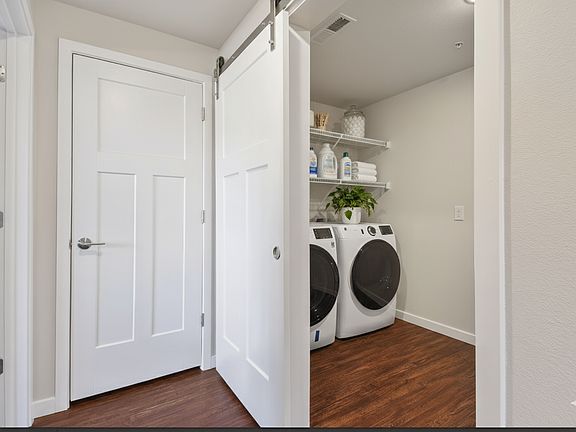 5th image of 2602 N Cascade Ave #21-102