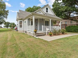 328 S Ash St, Ottawa, KS 66067