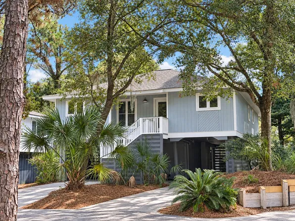 29 Twin Oaks Ln, Isle Of Palms, SC 29451