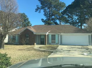 226 Riverbend Dr, Jackson, MS 39272