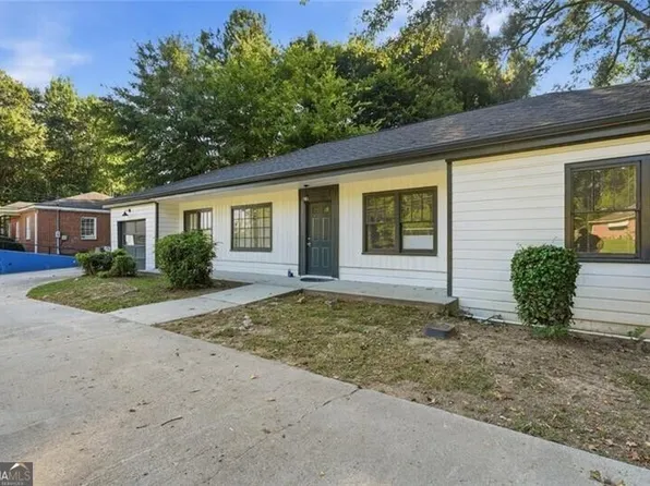6220 Oakdale Rd SE, Mableton, GA 30126