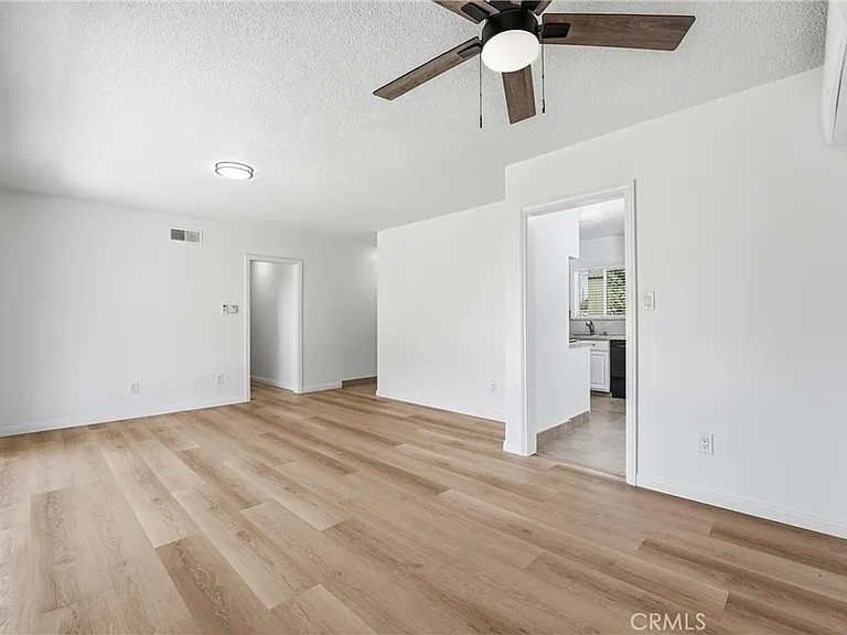 1123 Clintwood Ave — Photo 5