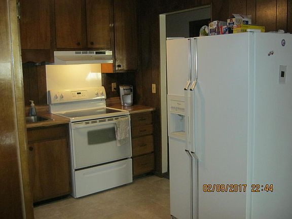 4th image of 933 East Ave