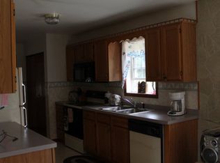 547 Ratta Rd, Chazy, NY 12921