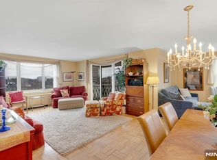 2000 Linwood Ave APT 5A, Fort Lee, NJ 07024