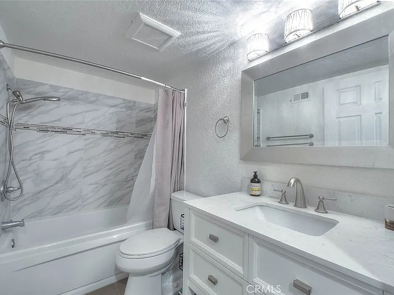 22874 Hilton Head Dr — Photo 18