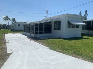 11 Imperial Ave #IM11, Palmetto, FL 34221
