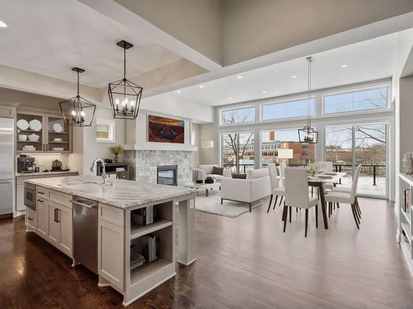 512 Oak Ridge Pl, Hopkins, MN 55305