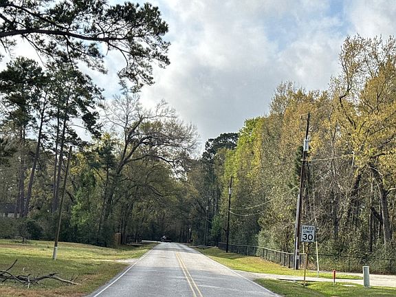 5th image of 8702 Dogwood Dr