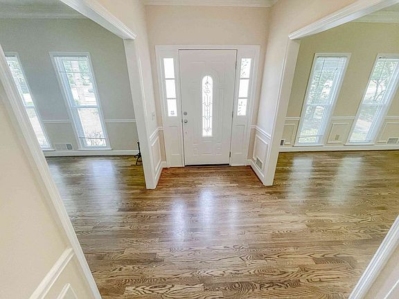 4th image of 3000 Manning Dr