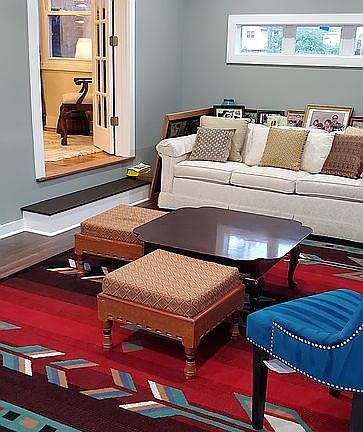 Family Rm French Dr to LR