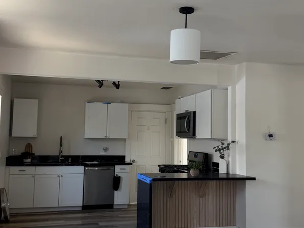 1711 Cherry St, Bakersfield, CA 93304