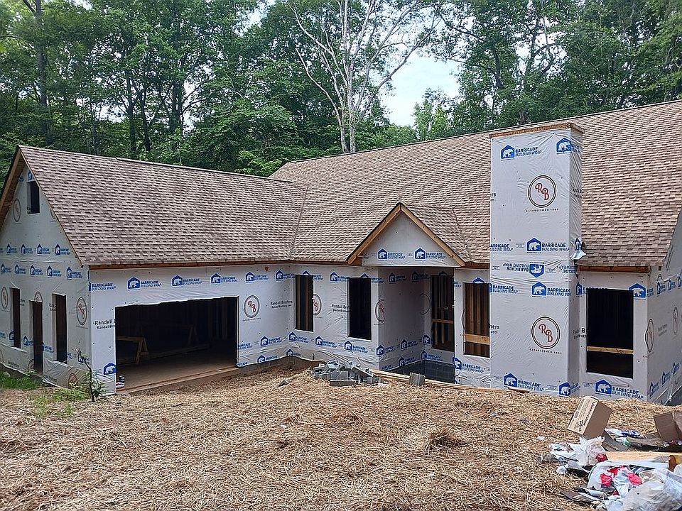 1st image of 2390 Spring Lake Dr NE