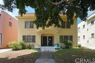 2nd image of 2949 Kenwood Ave