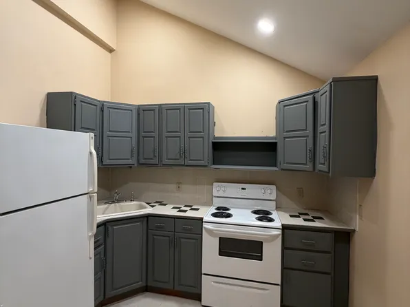 (undisclosed Address), Farmingdale, NY 11735