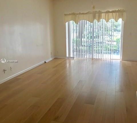 4th image of 113 SW 96th Ave #113
