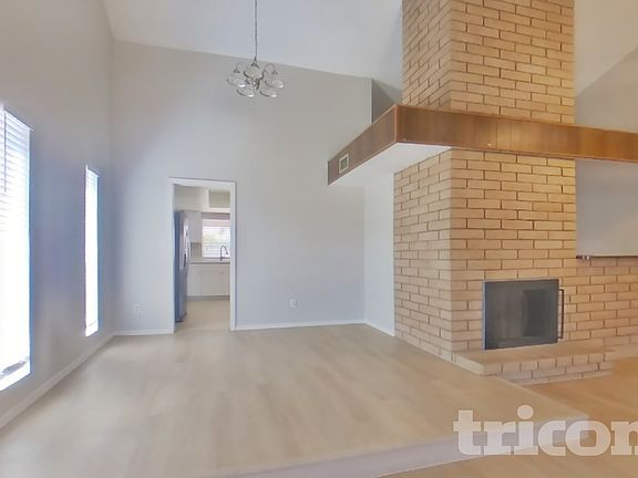 4th image of 3629 W Kelton Ln