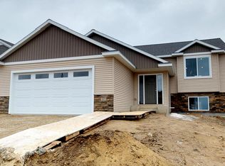 527 15th Ave NE, Byron, MN 55920
