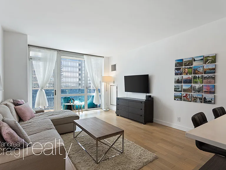 22 N 6th St #16B — Photo 1