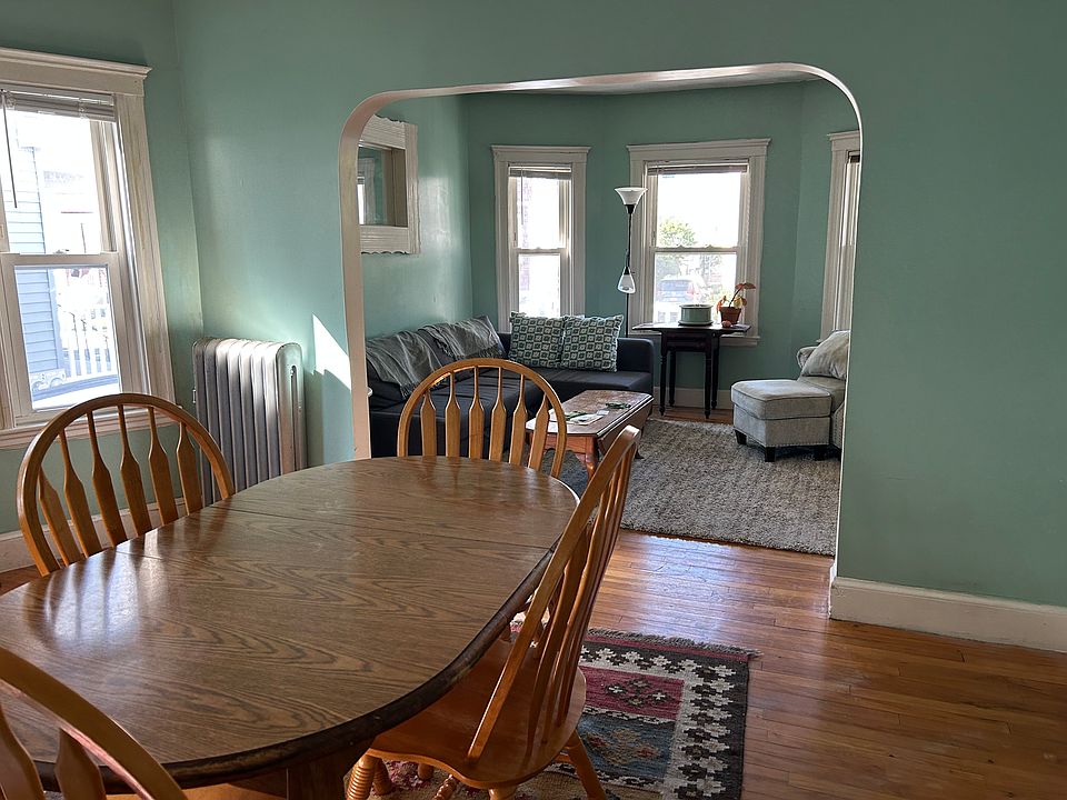 1st image of 54 Frederick Ave #1