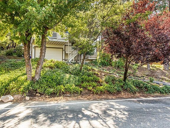 3rd image of 27375 Matterhorn Dr