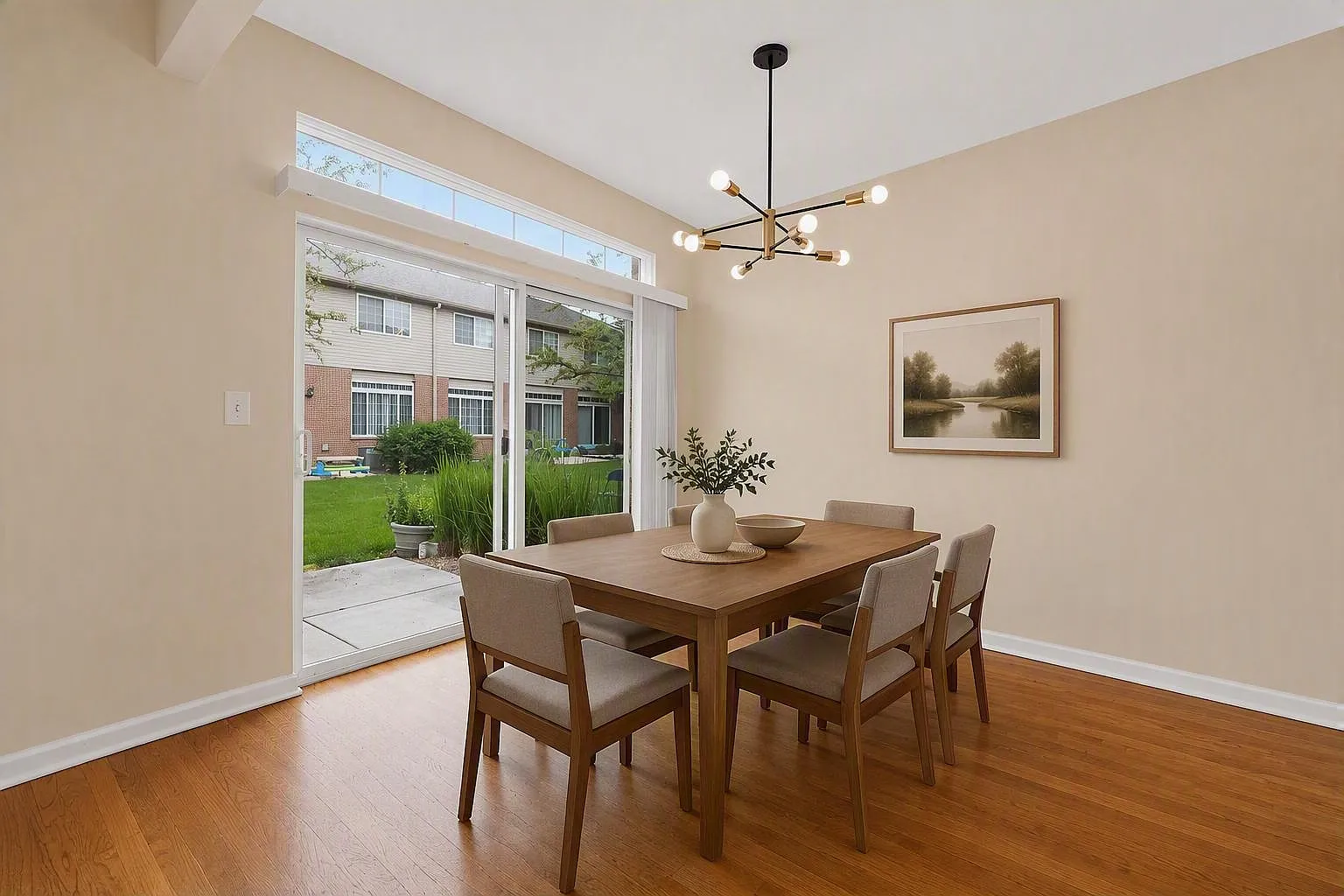 3 bed, 2.5 bath, 1984 sqft, $3,200 — Photo 4